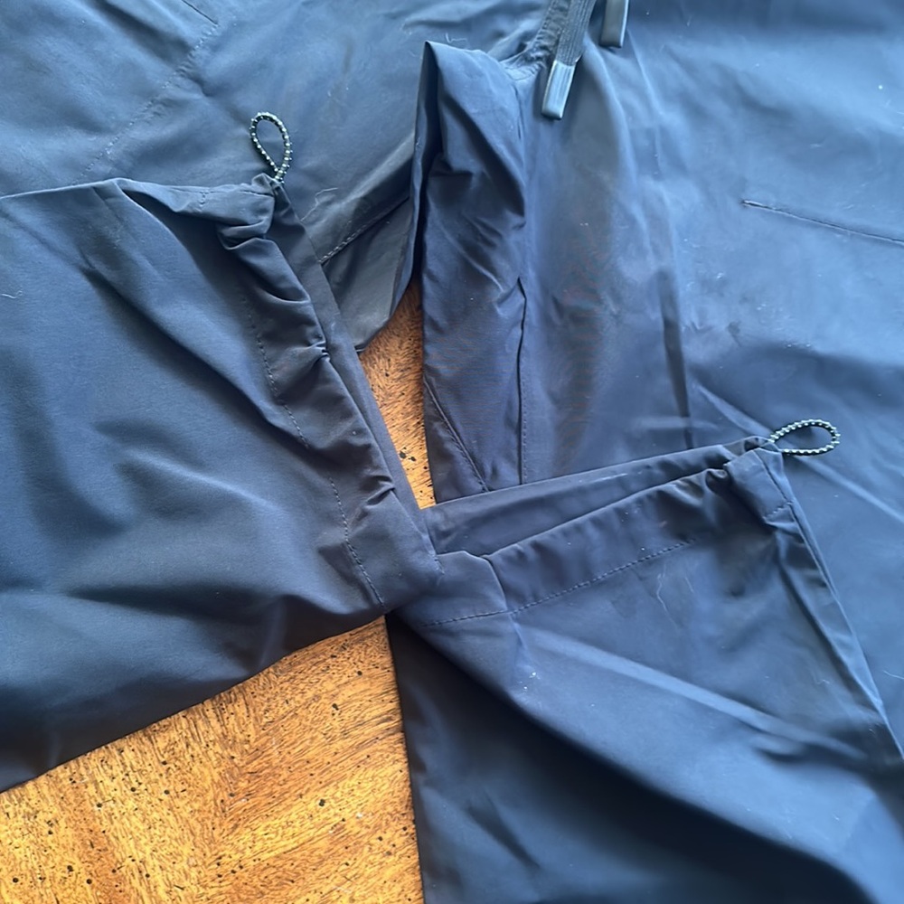 Men’s Black Amazon Essentials Poly Scrub Pants Wi… - image 2